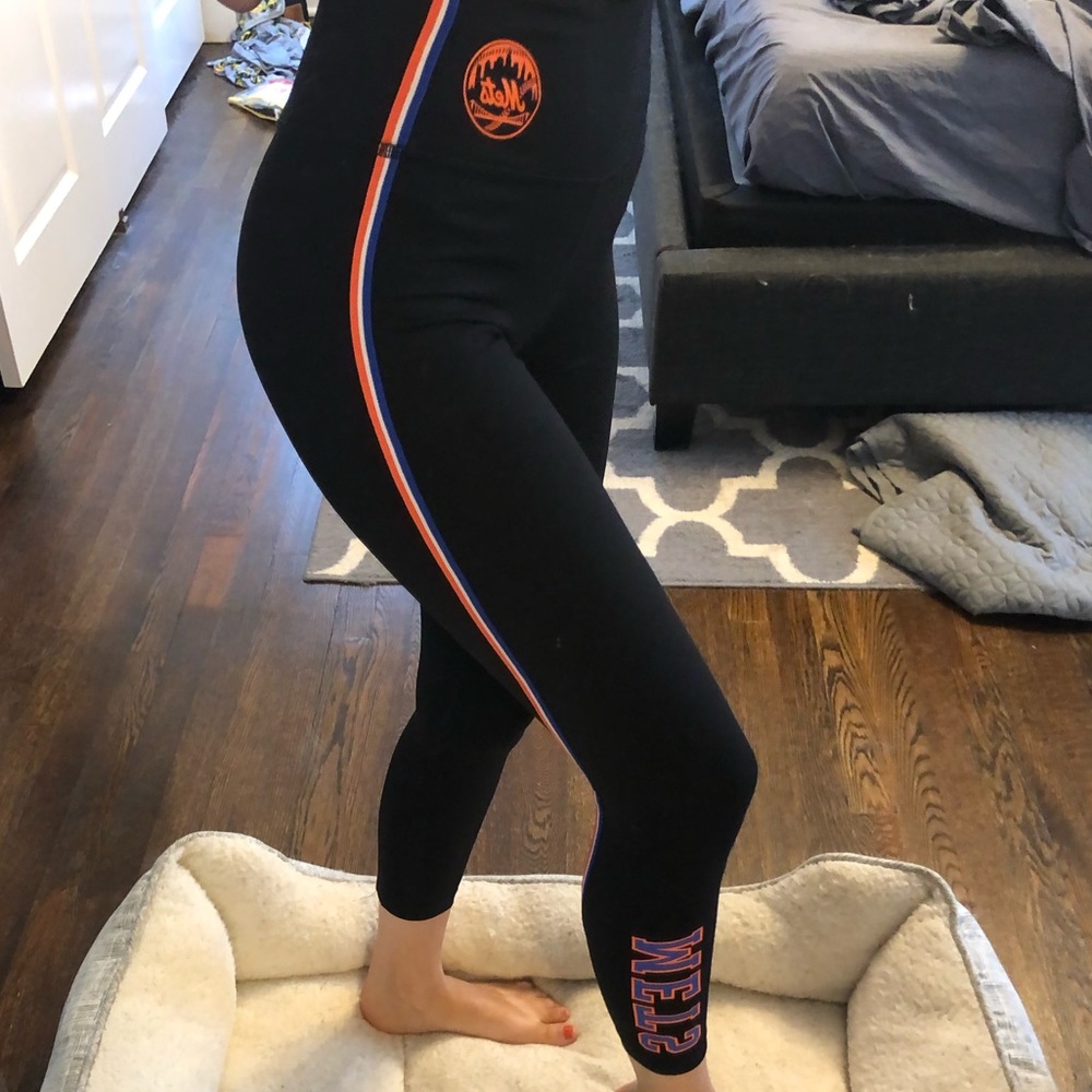 Mets baseball leggings by pink Victoria’s Secret